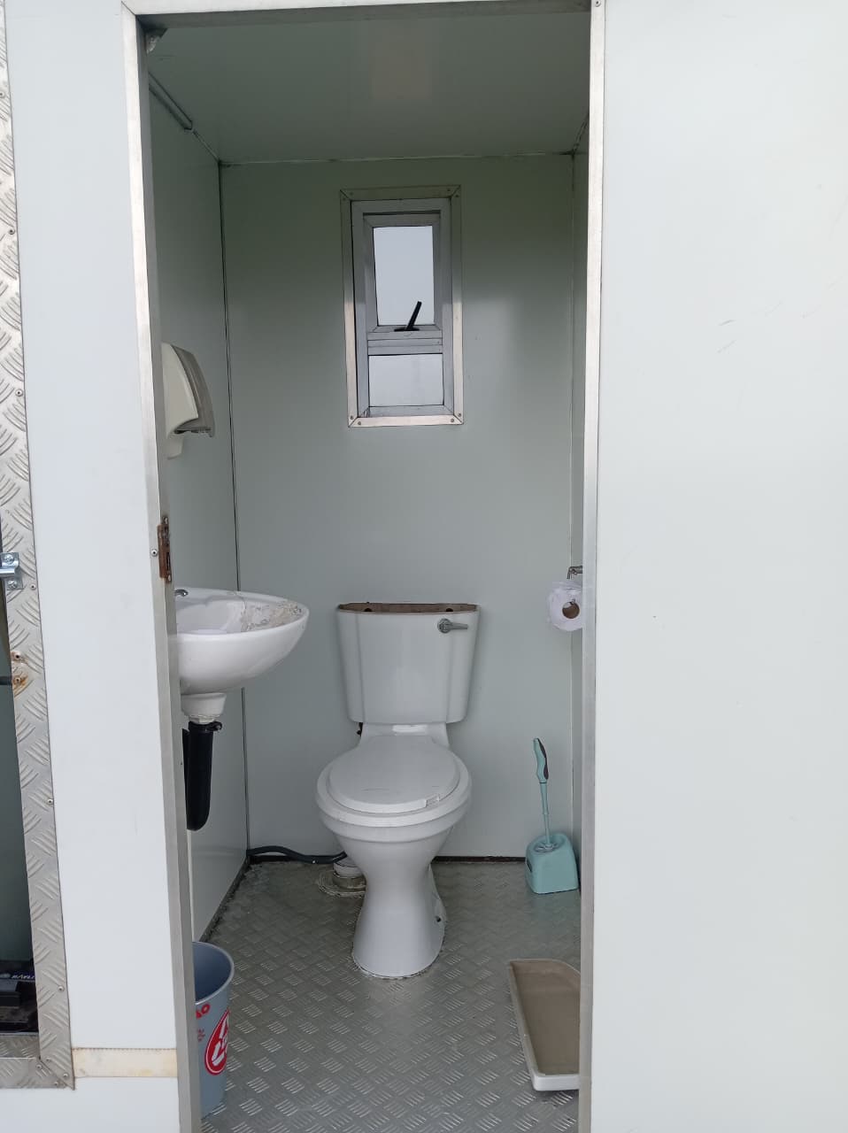Standard Ablution Unit 1